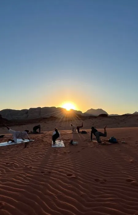 11trek yoga en Jordanie