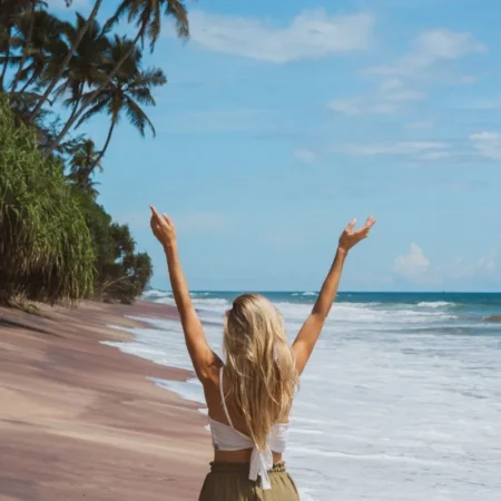 sri lanka plage yoga