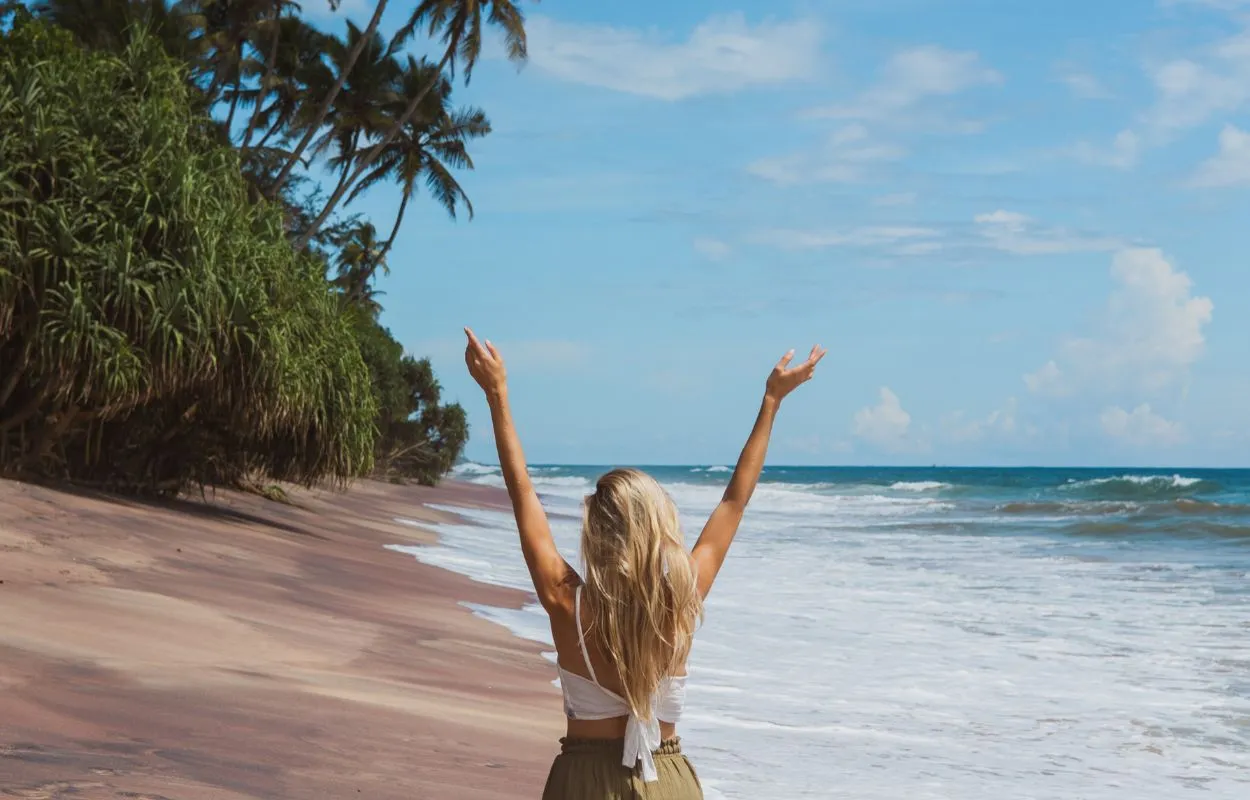 sri lanka plage yoga