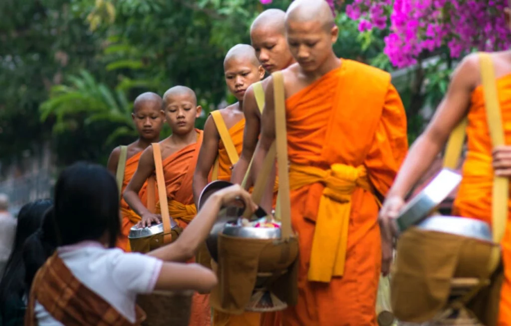Voyage yoga au Laos Luang Prabang