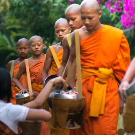 Voyage yoga au Laos Luang Prabang