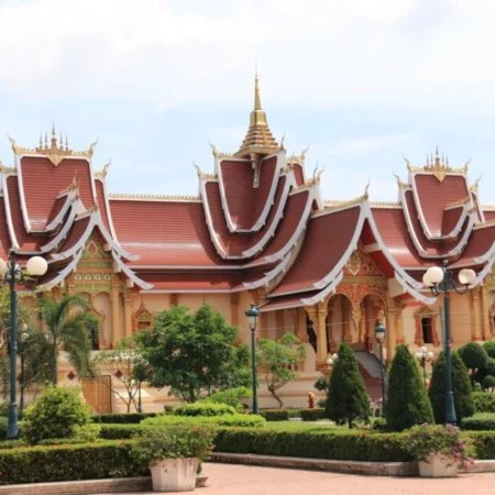 Voyage yoga au Laos Vientiane