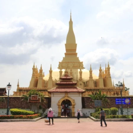 Voyage yoga au Laos Vientiane